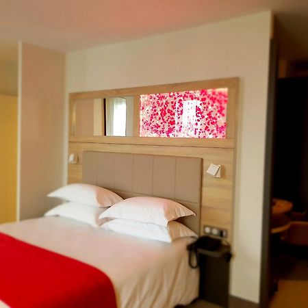 Brit Hotel De Grignan Vichy Zewnętrze zdjęcie